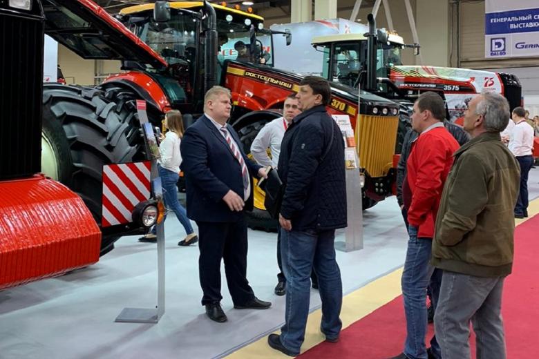 Ростсельмаш представил уникальные новинки на форуме в Ростове 